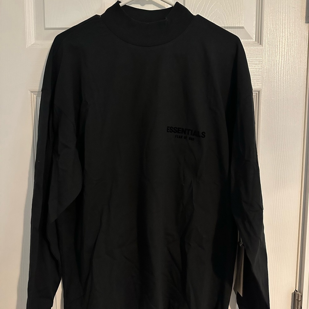 Essentials Long Sleeve